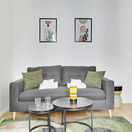 Charming For 2p - Parc Monceau Apartment